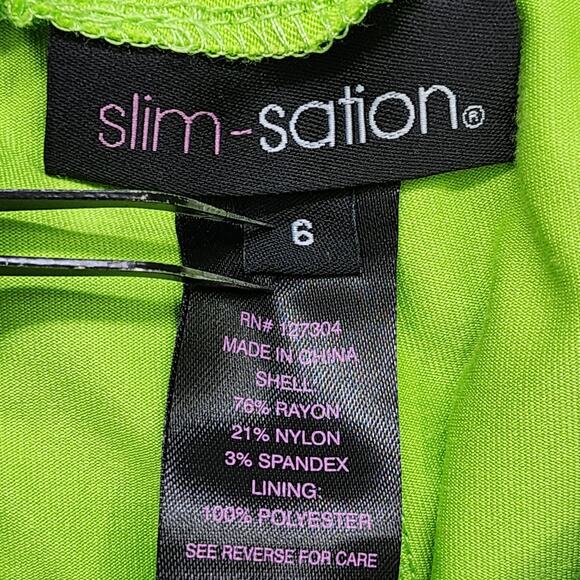 Slim-Sation Skort Womens 6 Green Bright Pull On Stretch Casual Skirt Short Lined - Picture 4 of 9